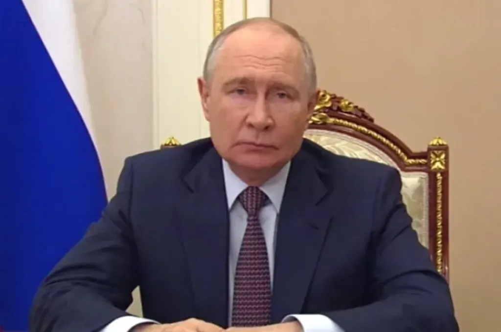 Путин присвоил почётные звания двум жителям Иркутской области