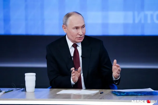 Путин наградил 13 железнодорожников и отметил два иркутских завода