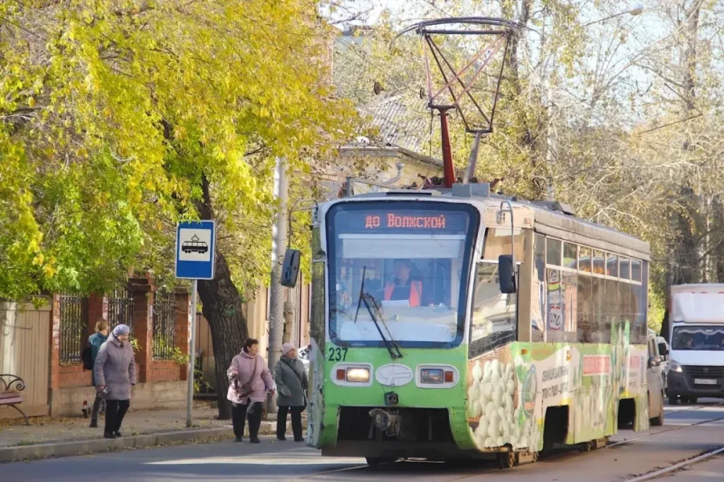 В Иркутске с 1 ноября отменят пять маршрутов трамваев и троллейбусов